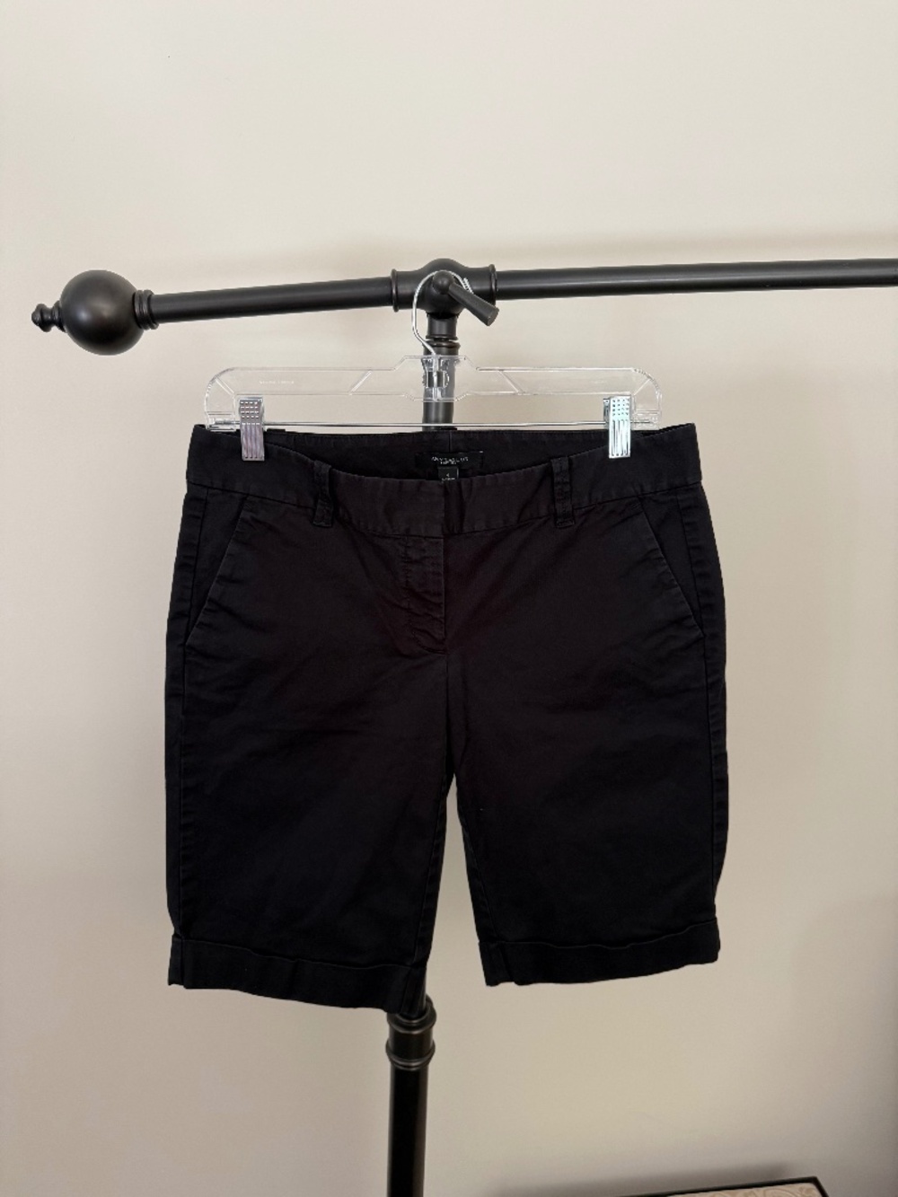 Ann Taylor Black Cuffed Bermuda Chino Shorts - Size 4